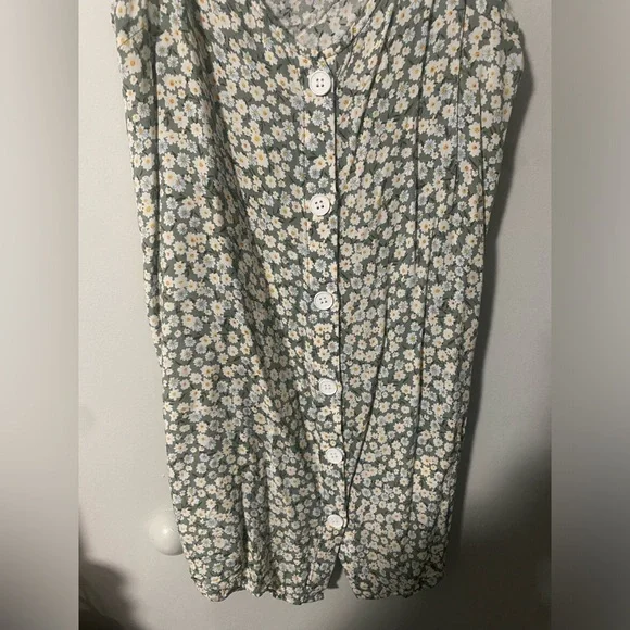 Shein Green Floral Mini Dress with Buttons - Picture 3 of 9